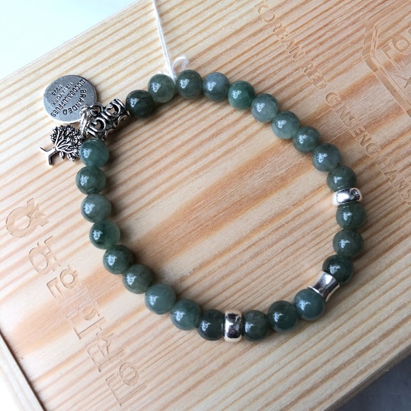 Jade bracelet - Picture 2 of 2